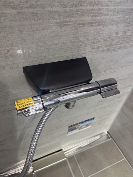 スタイリッシュでコンパクトな水栓